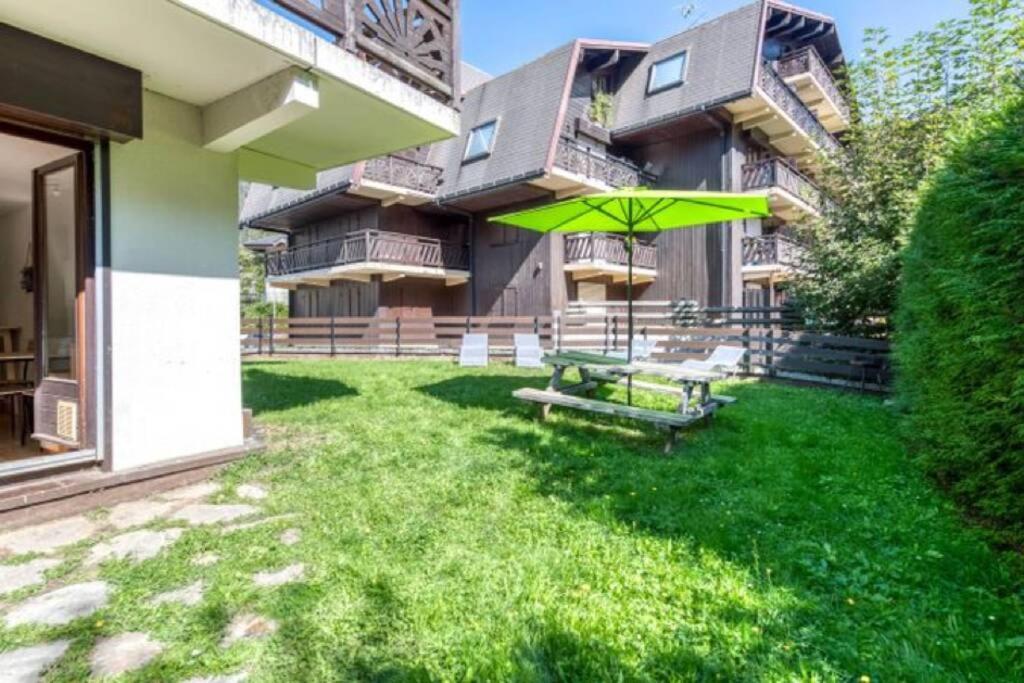 Sapi Happy Sunny Flat With A Garden Apartment Chamonix Luaran gambar