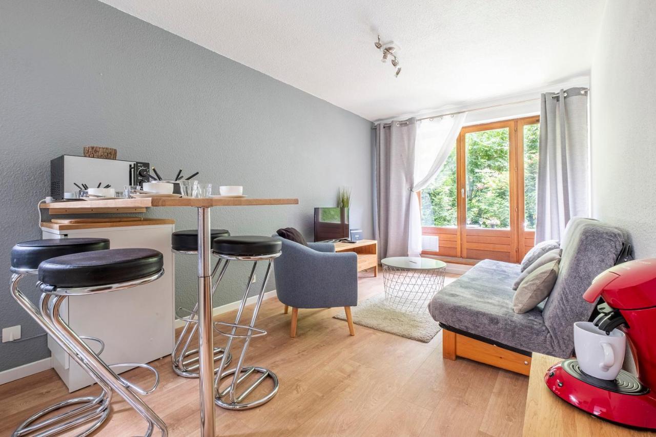 Sapi Happy Sunny Flat With A Garden Apartment Chamonix Luaran gambar