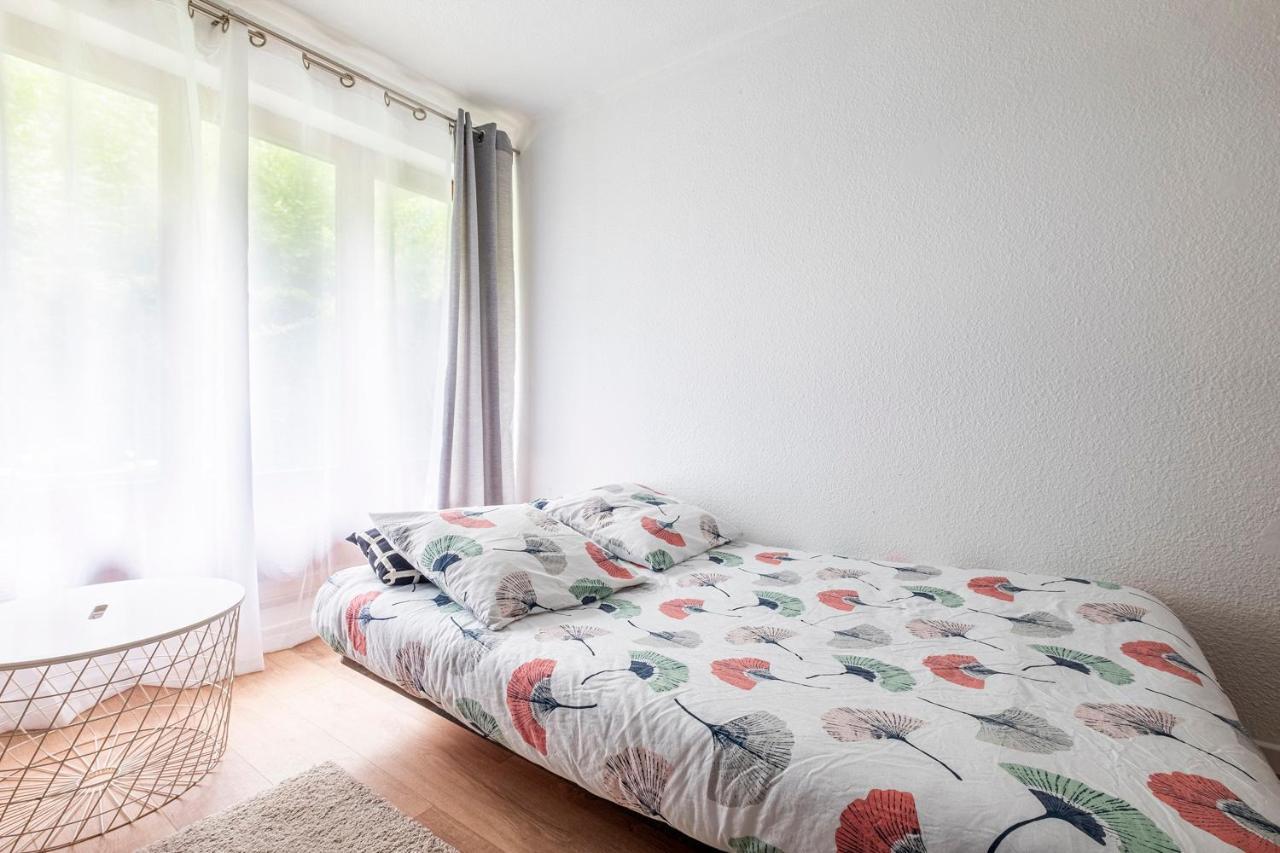 Sapi Happy Sunny Flat With A Garden Apartment Chamonix Luaran gambar